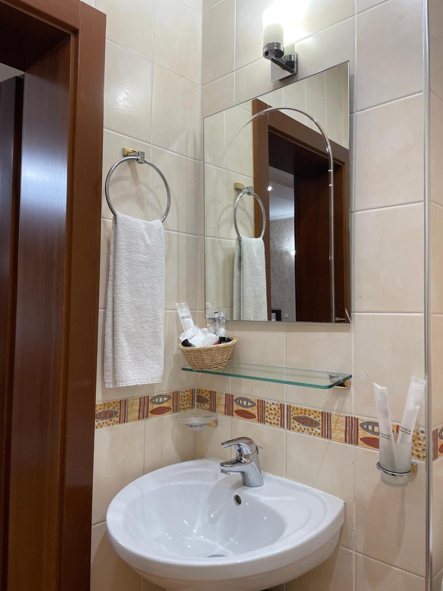 Apartment 5 Almaty Luaran gambar